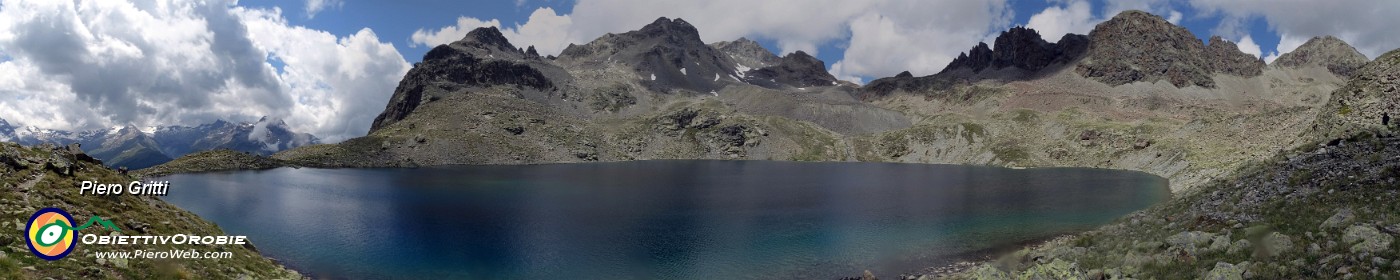 28 E siamo al Lej de la Tscheppa (2617 m) colorato d'azzurro intenso.jpg